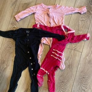 3 kickee pants snap footies